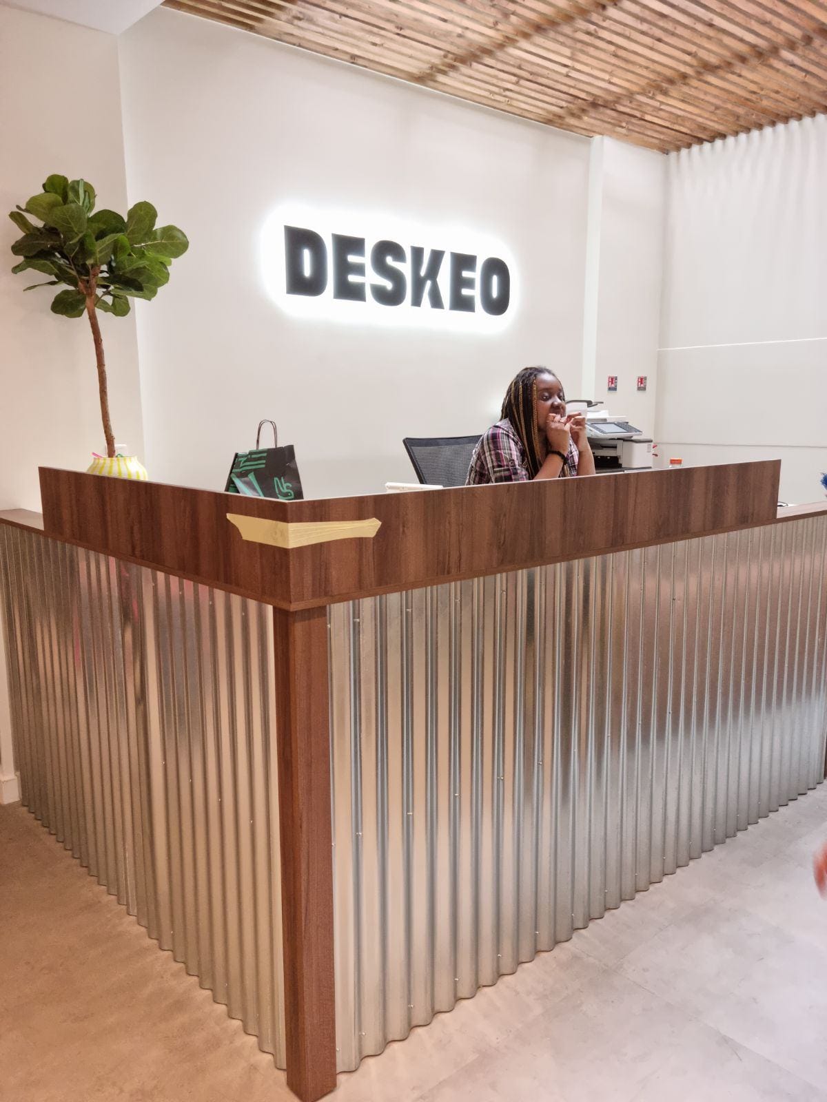 Agencement Deskeo — Espaces Corporate sur mesure