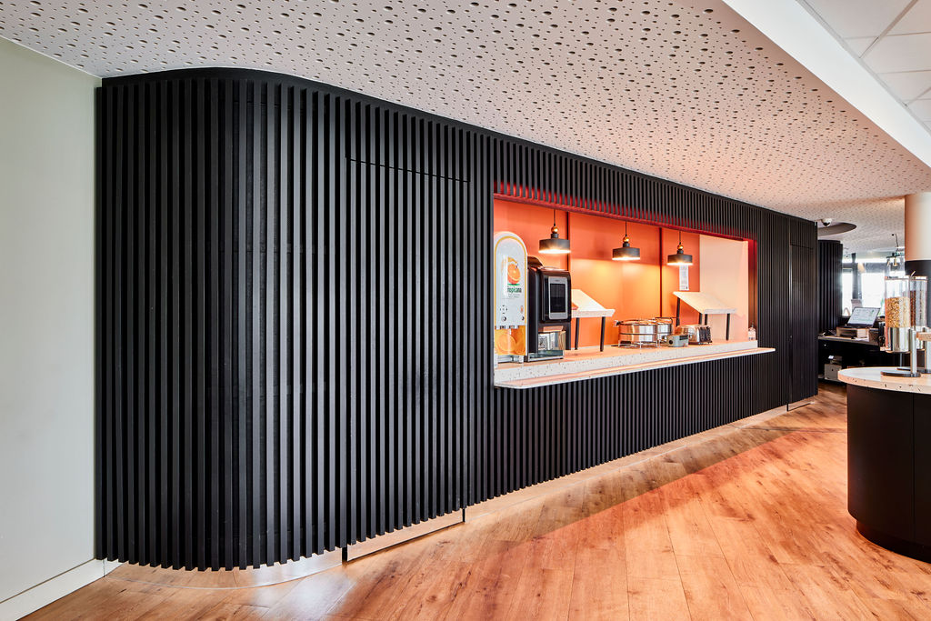 Agencement Hôtel Akena — Bar & Restaurant sur mesure