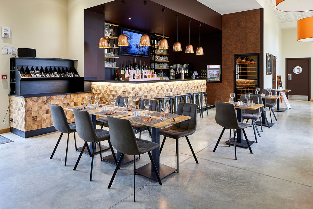 Réalisation Orangerie Golf — Bar & Restaurant, La Cordelière